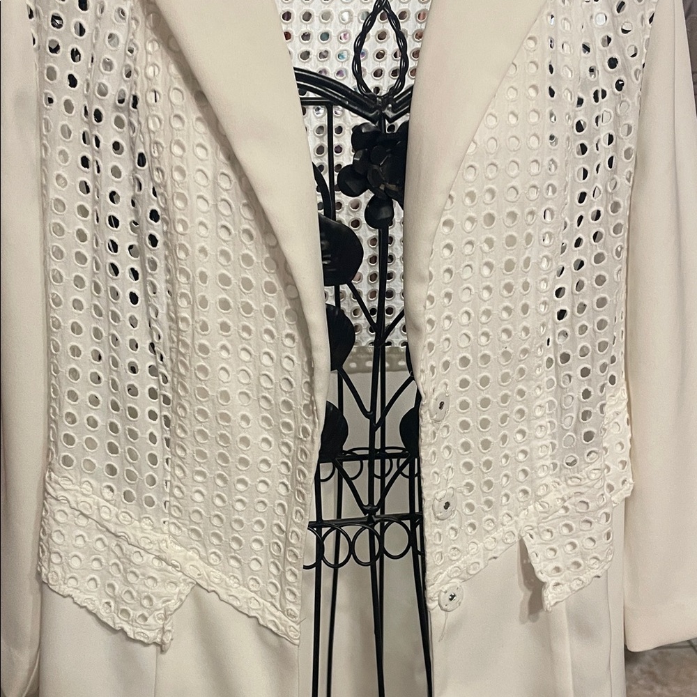 Chico's Cream Perforated Women's Blazer - Picture 2 of 3